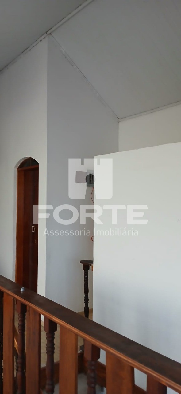 Casa, 5 quartos, 260 m² - Foto 4