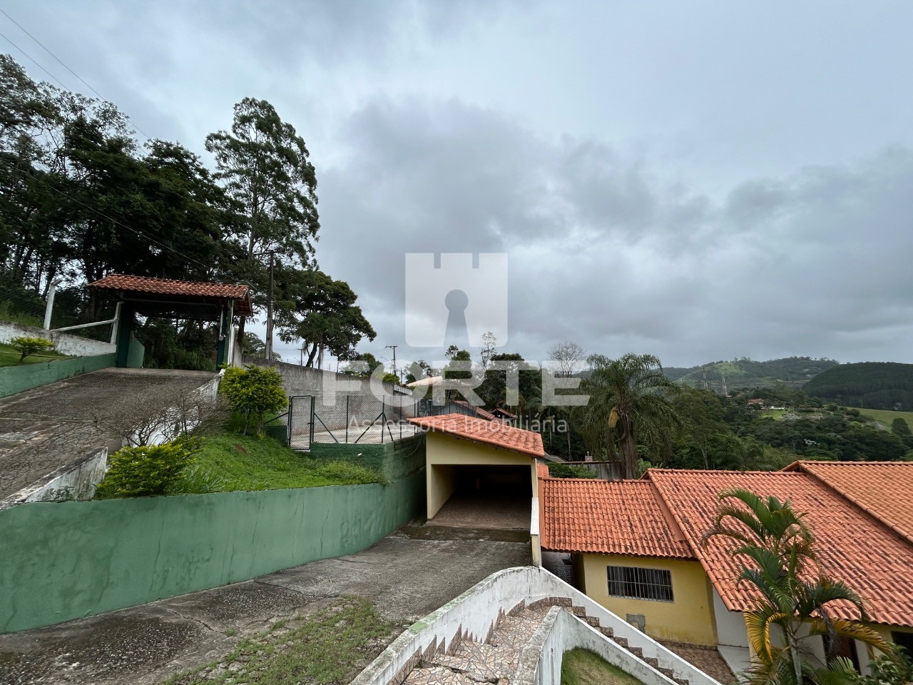 Sítio, 4 quartos, 3215 m² - Foto 1