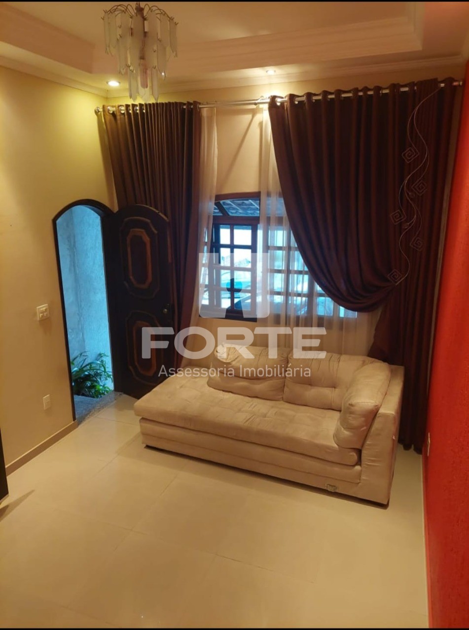 Casa, 4 quartos, 175 m² - Foto 2