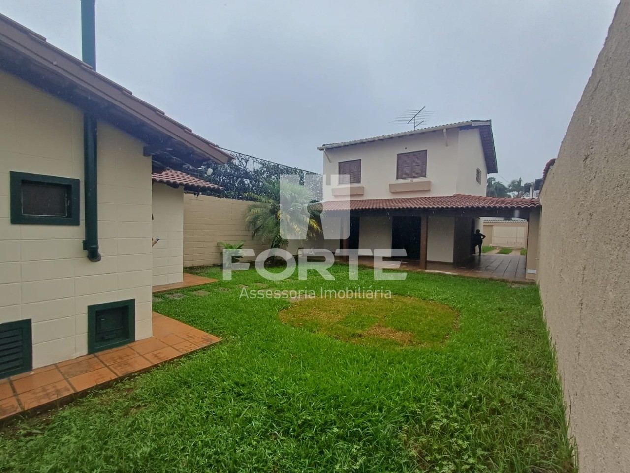 Casa, 3 quartos, 335 m² - Foto 1