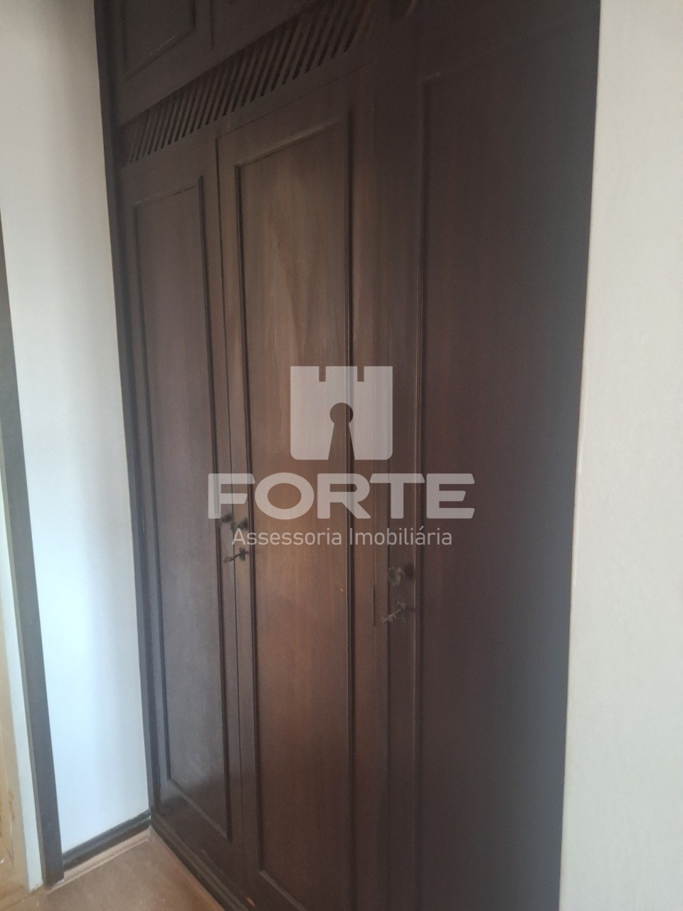 Casa, 3 quartos, 335 m² - Foto 57