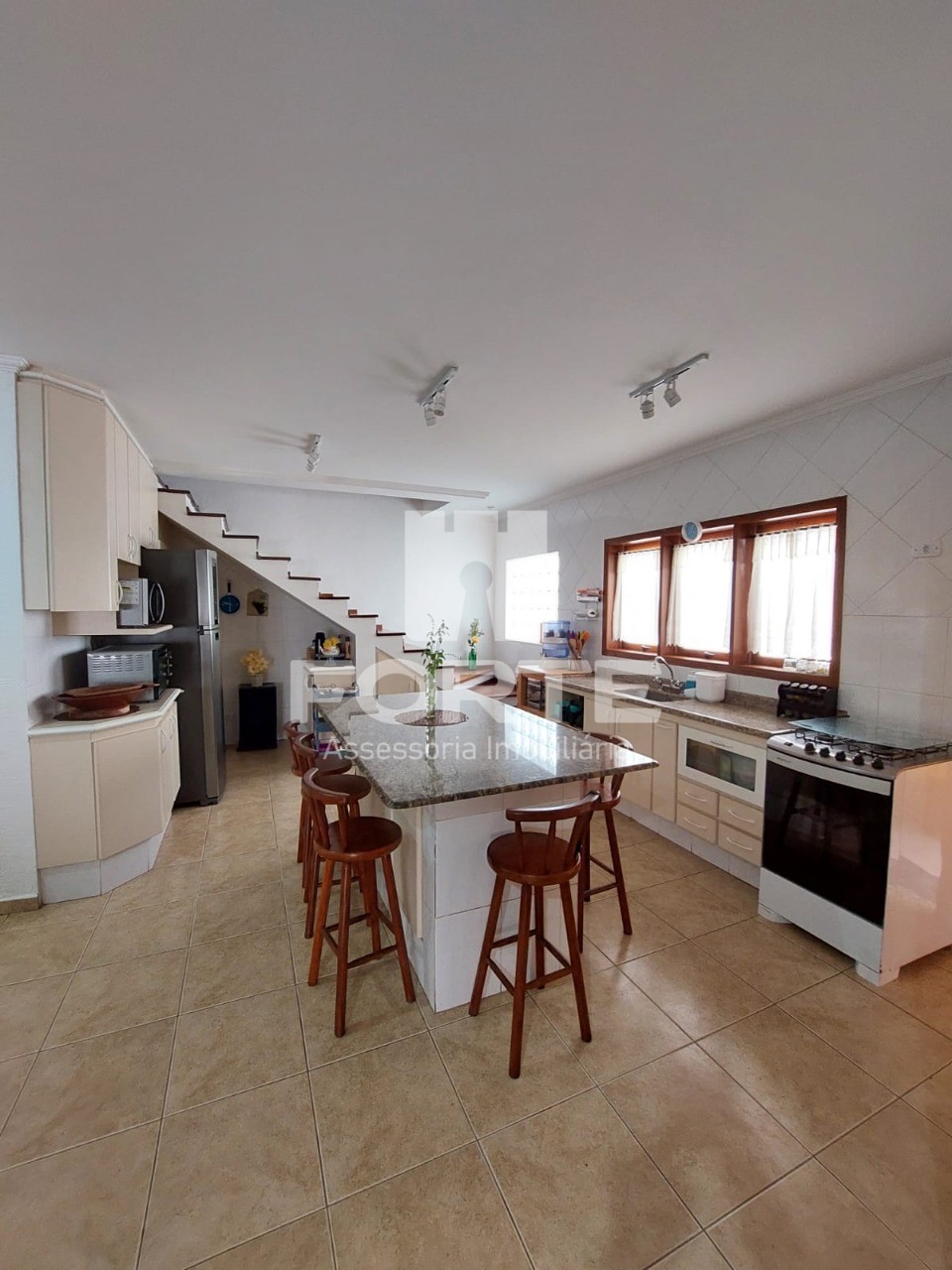 Casa, 3 quartos, 325 m² - Foto 5