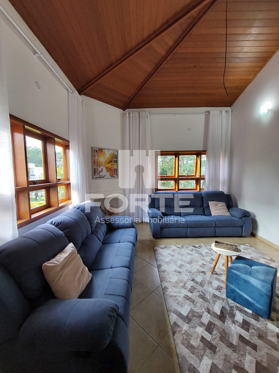 Casa, 3 quartos, 325 m² - Foto 4