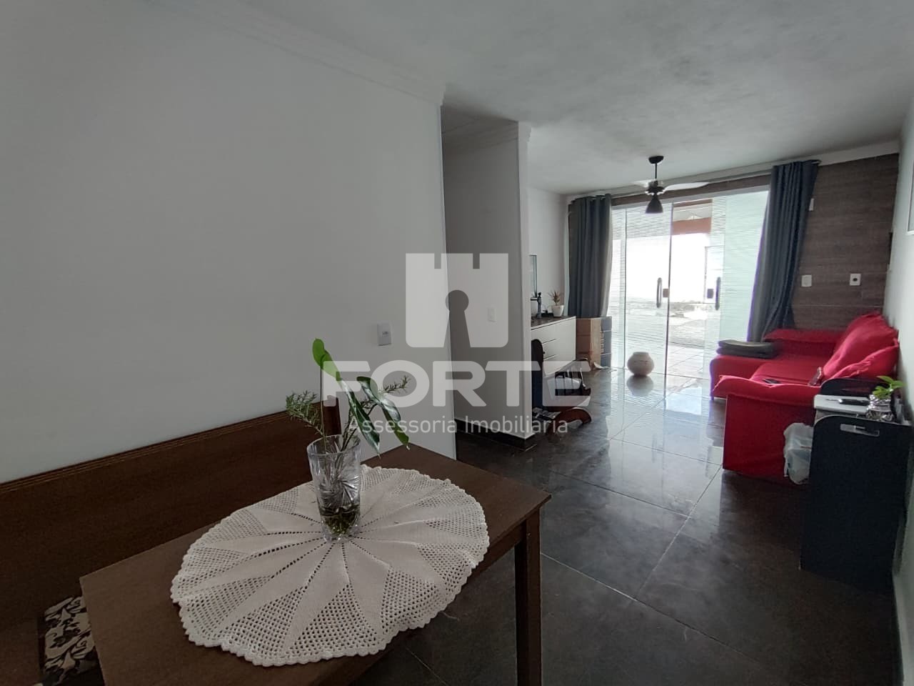 Casa, 2 quartos, 45 m² - Foto 1