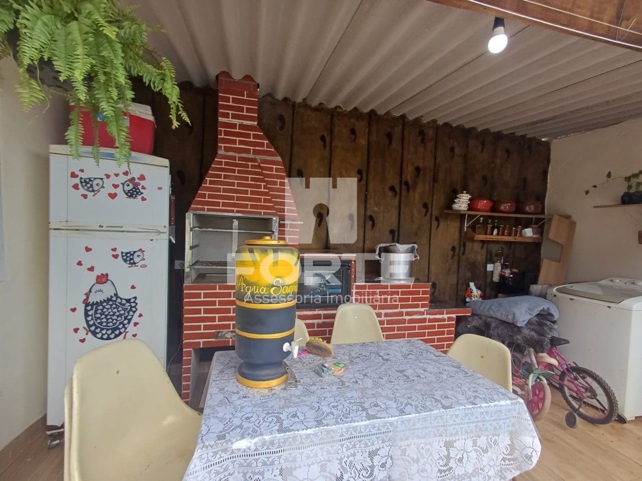 Casa, 3 quartos, 174 m² - Foto 1