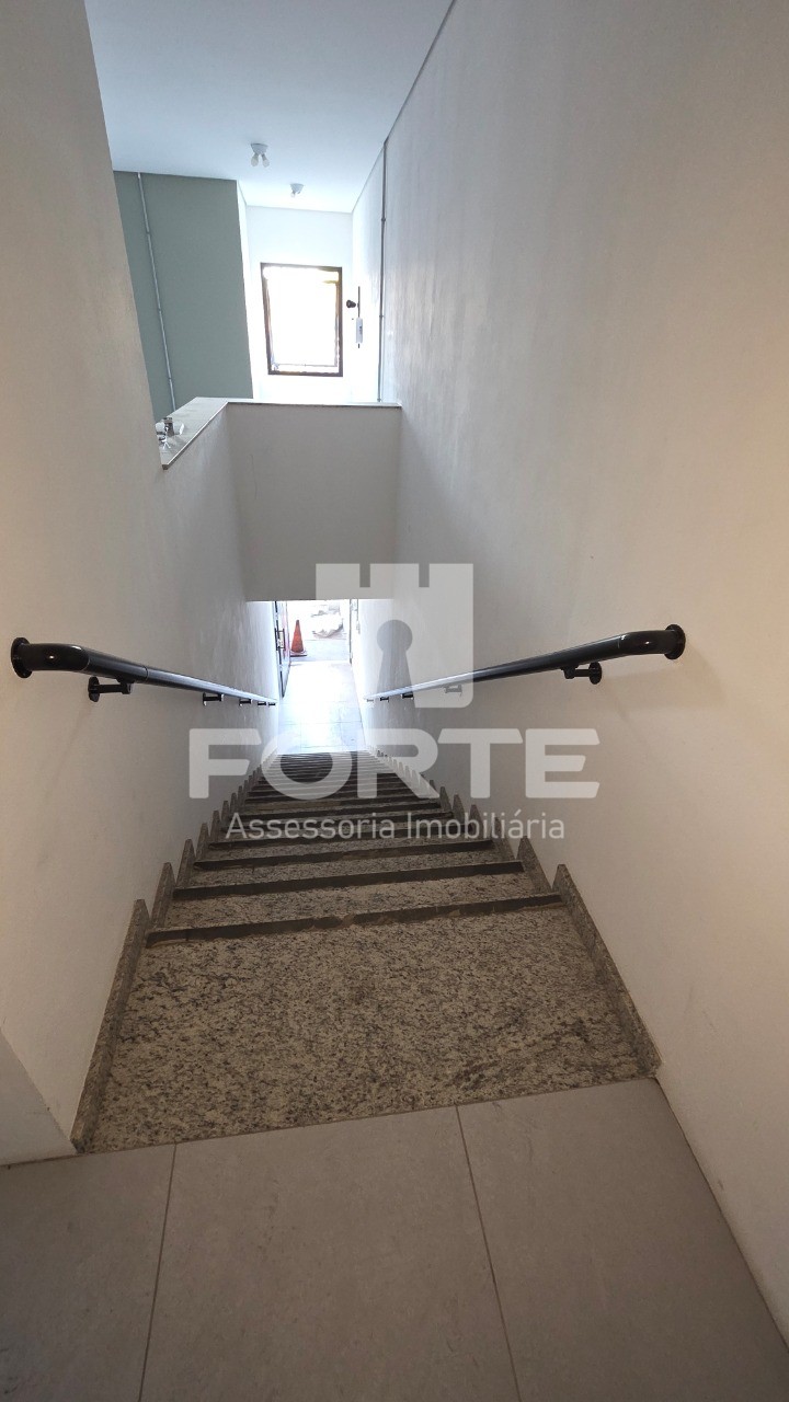 Loja-Salão, 200 m² - Foto 2