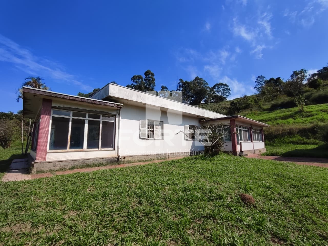 Sítio, 3 quartos, 75000 m² - Foto 8