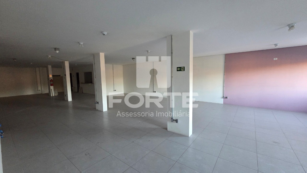 Loja-Salão, 200 m² - Foto 1