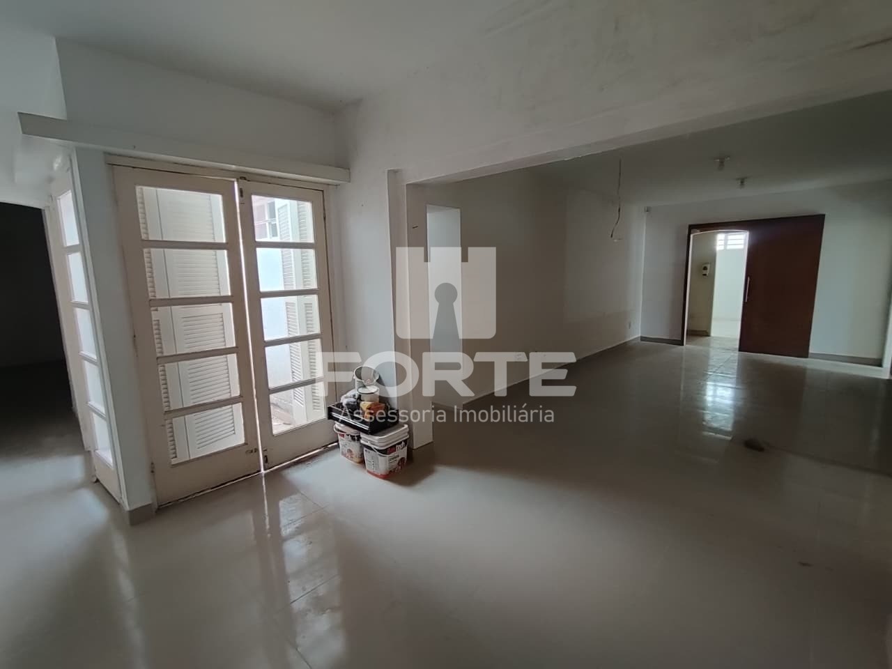 Prédio Inteiro, 330 m² - Foto 1