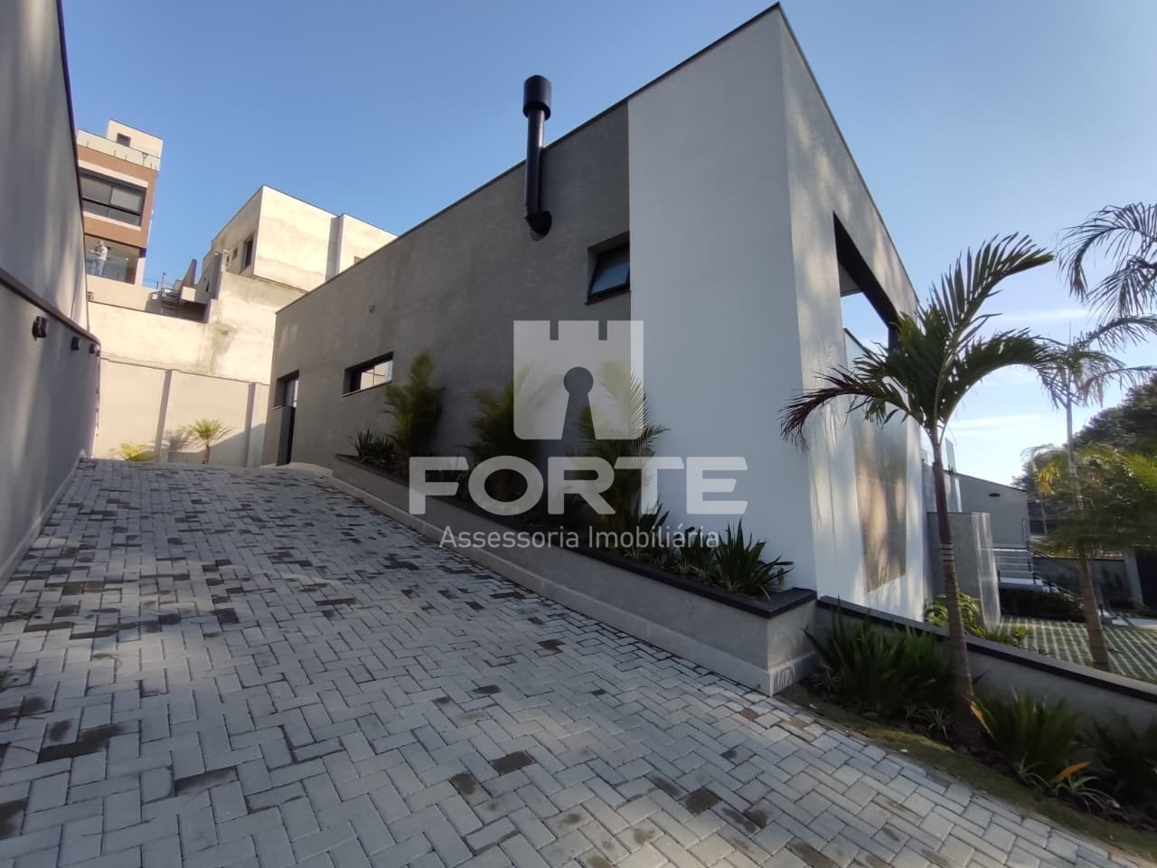 Casa, 4 quartos, 658 m² - Foto 2