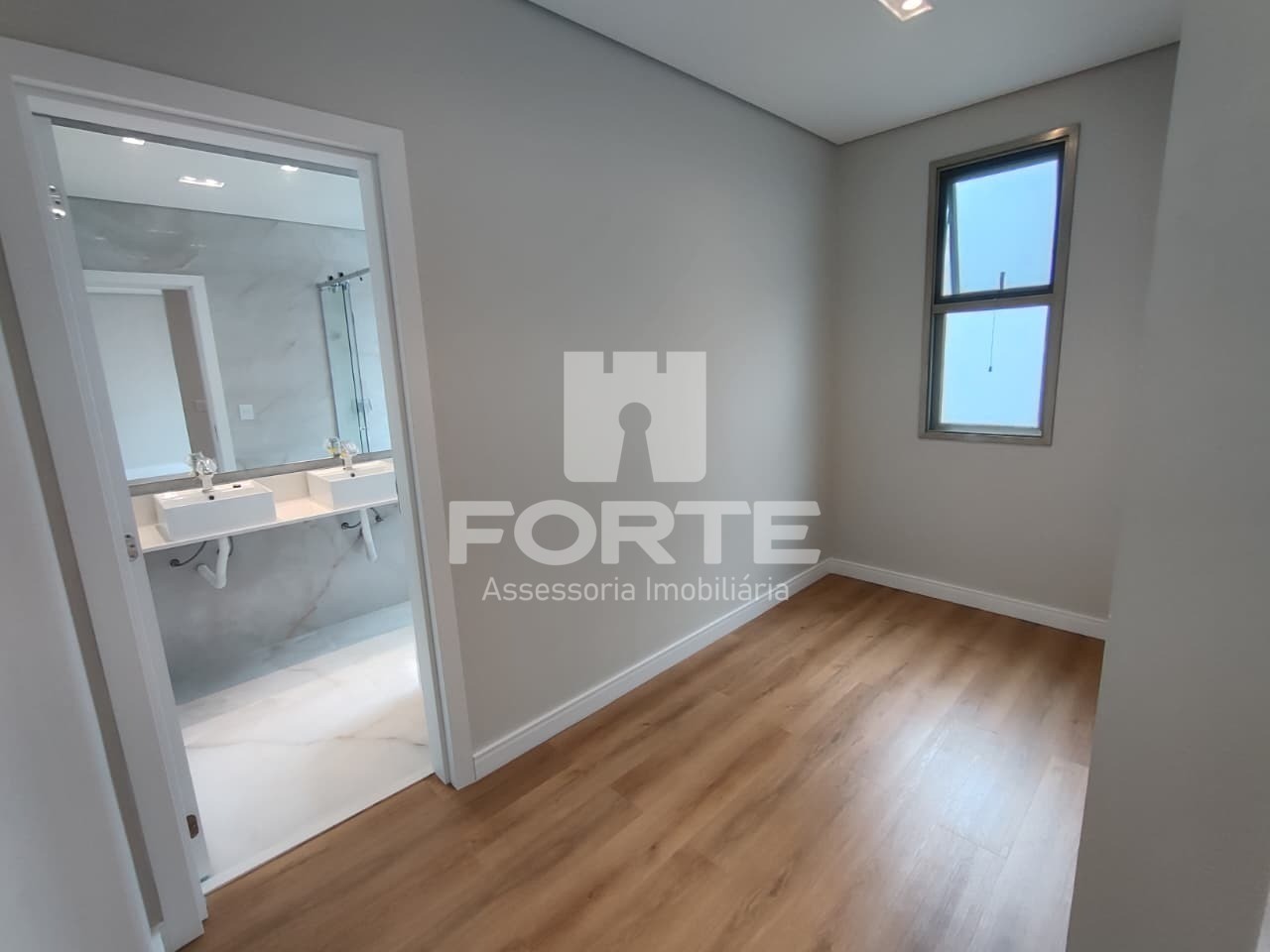 Casa, 4 quartos, 295 m² - Foto 7