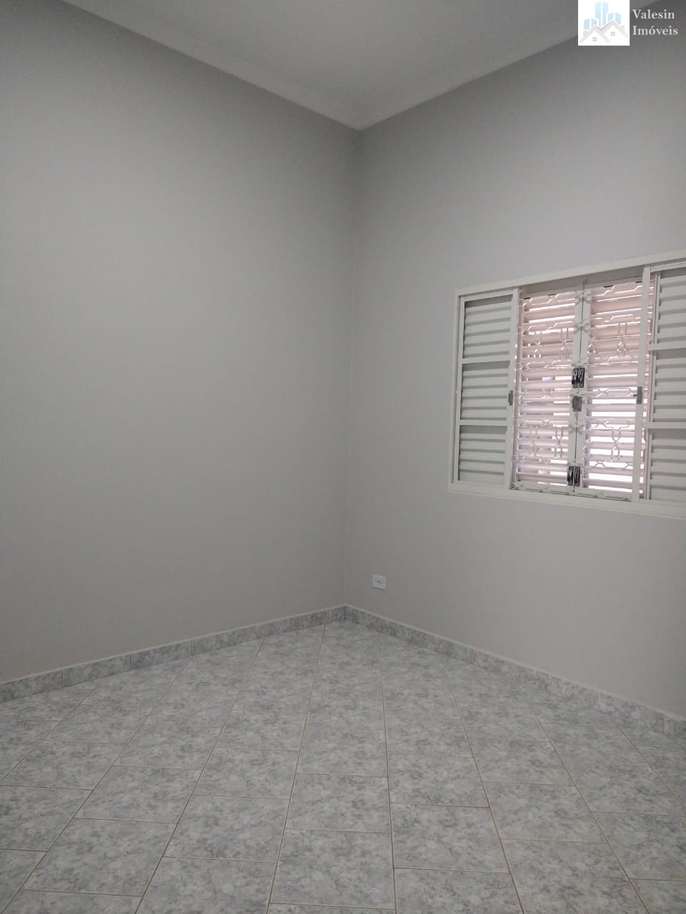 Casa à venda com 2 quartos, 250m² - Foto 7