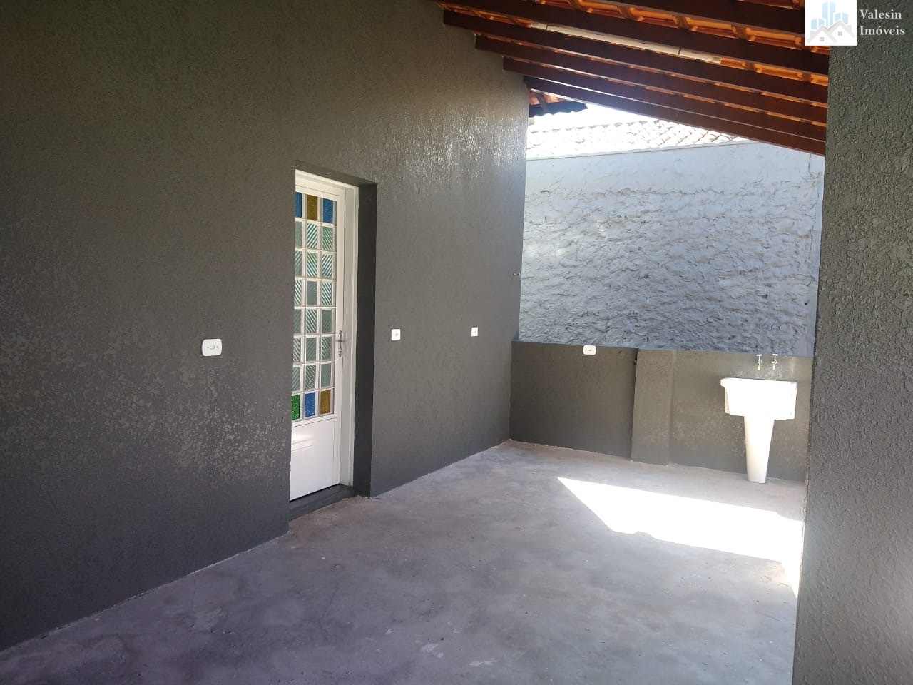 Casa à venda com 2 quartos, 250m² - Foto 11