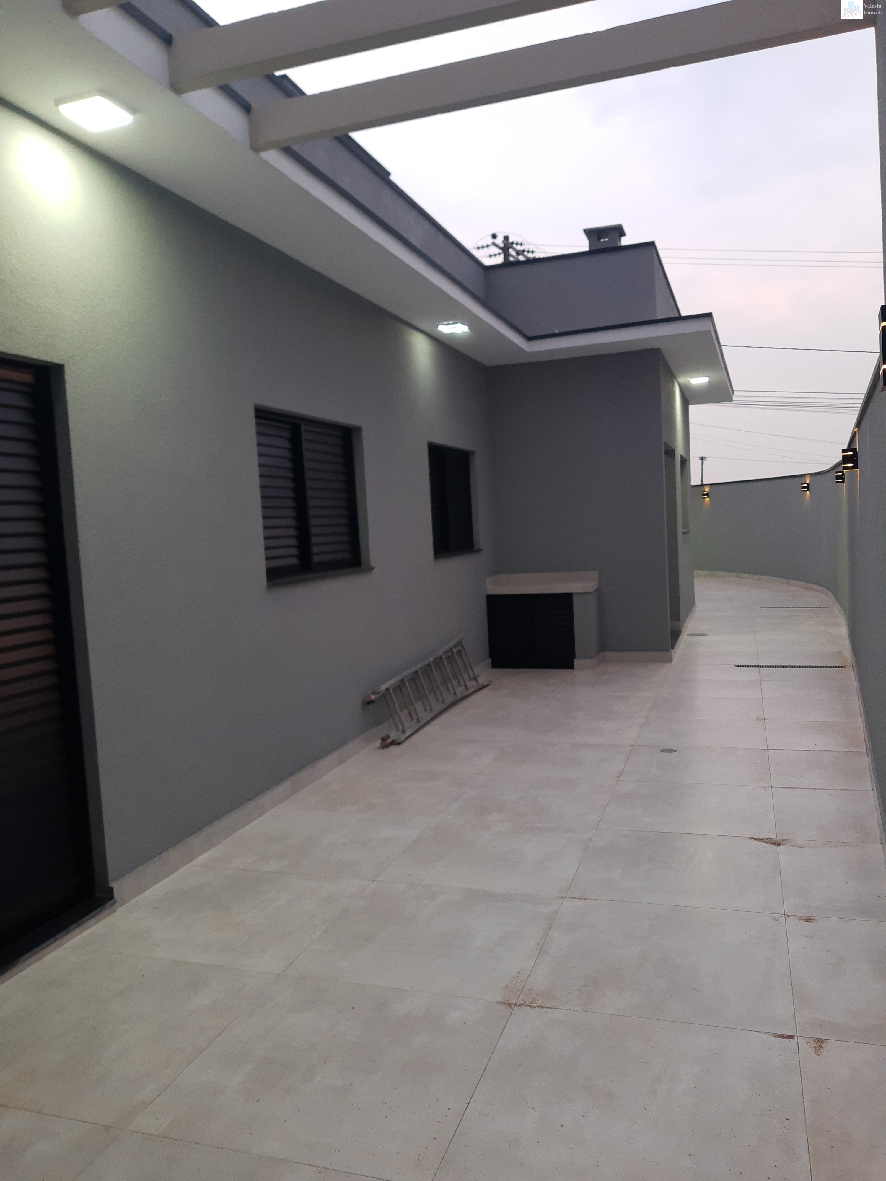 Casa à venda com 3 quartos, 201m² - Foto 17