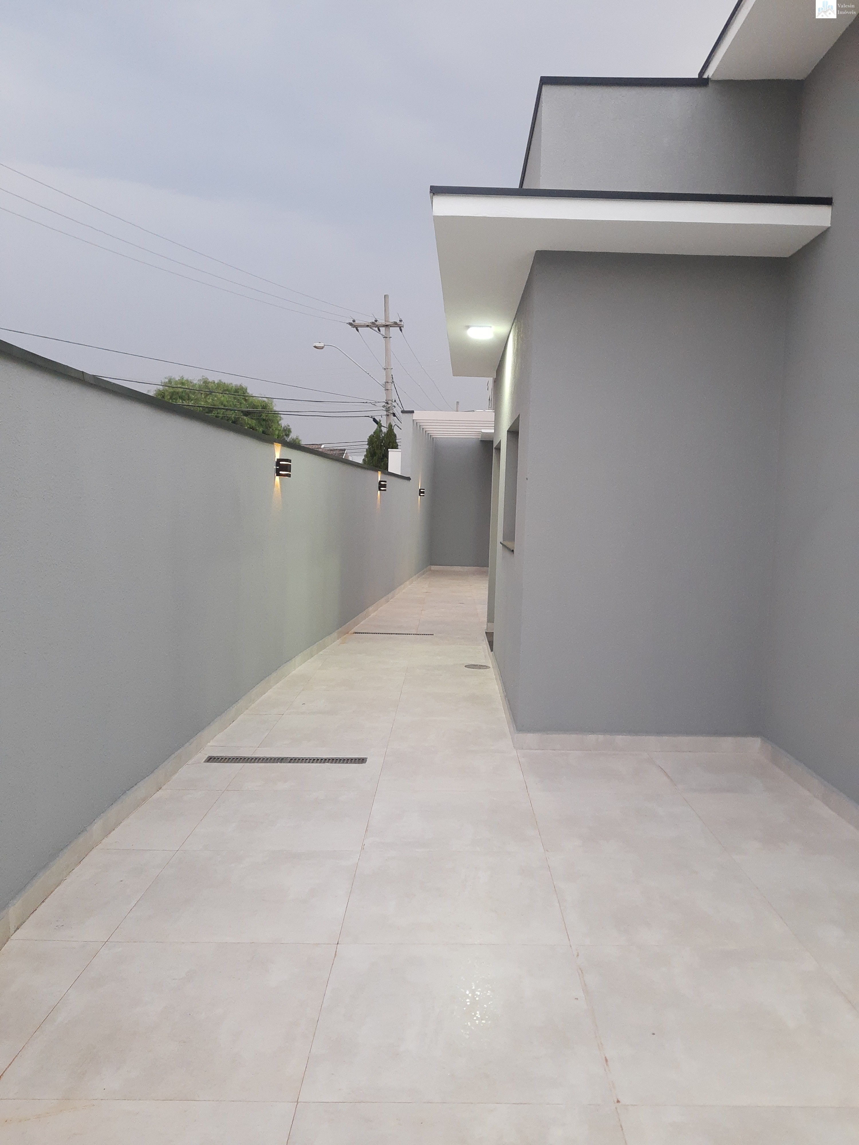 Casa à venda com 3 quartos, 201m² - Foto 11