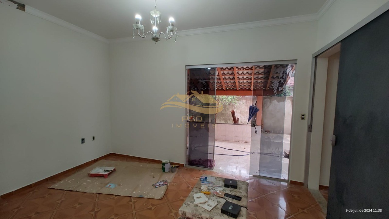 Casa à venda com 2 quartos, 250m² - Foto 4