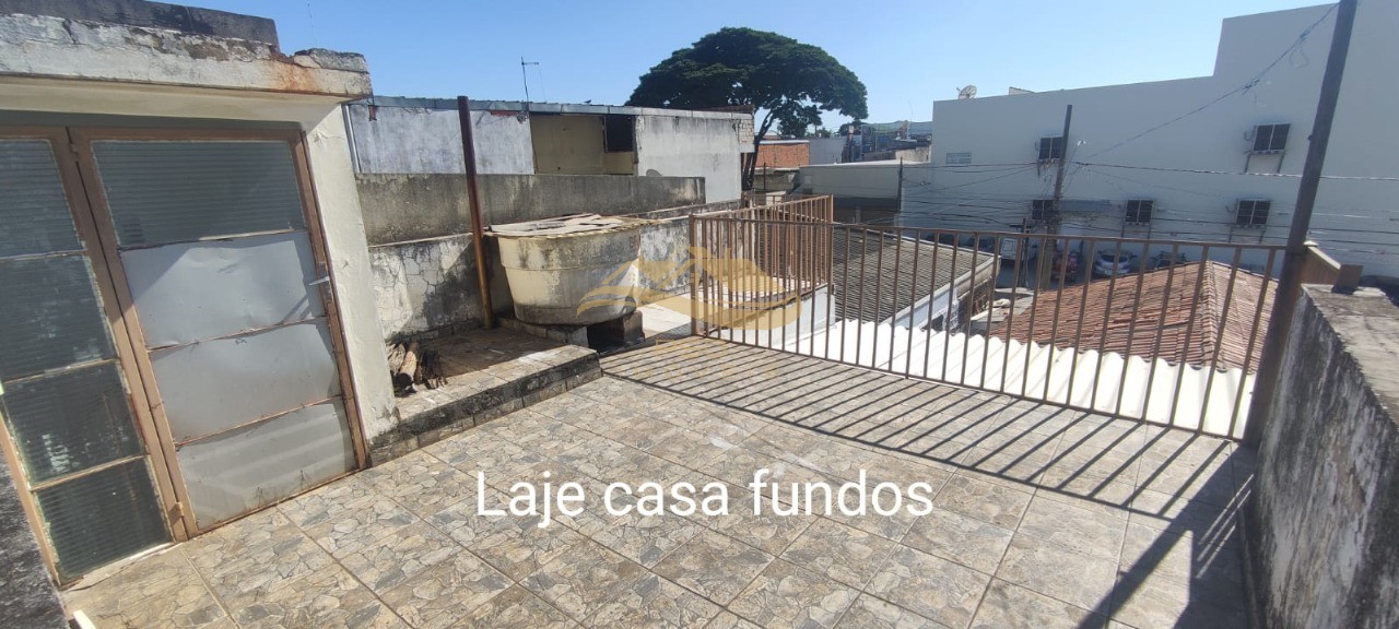 Casa à venda com 1 quarto, 125m² - Foto 4