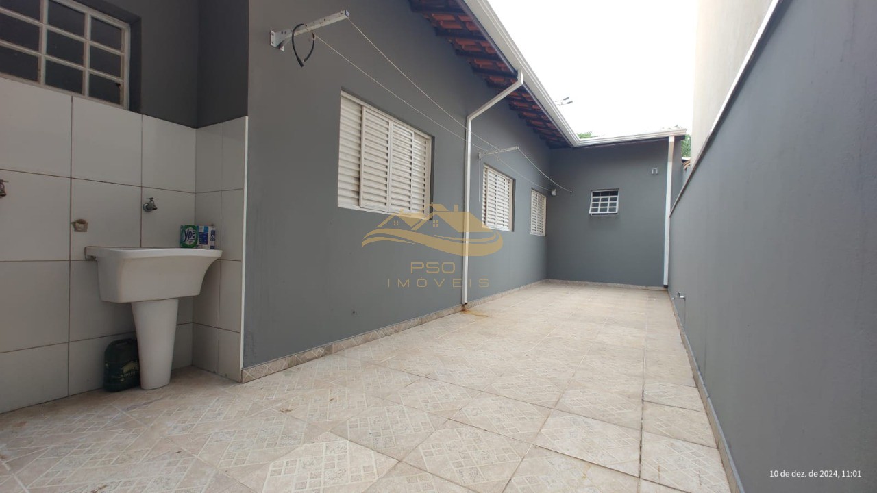 Casa à venda com 3 quartos, 150m² - Foto 4