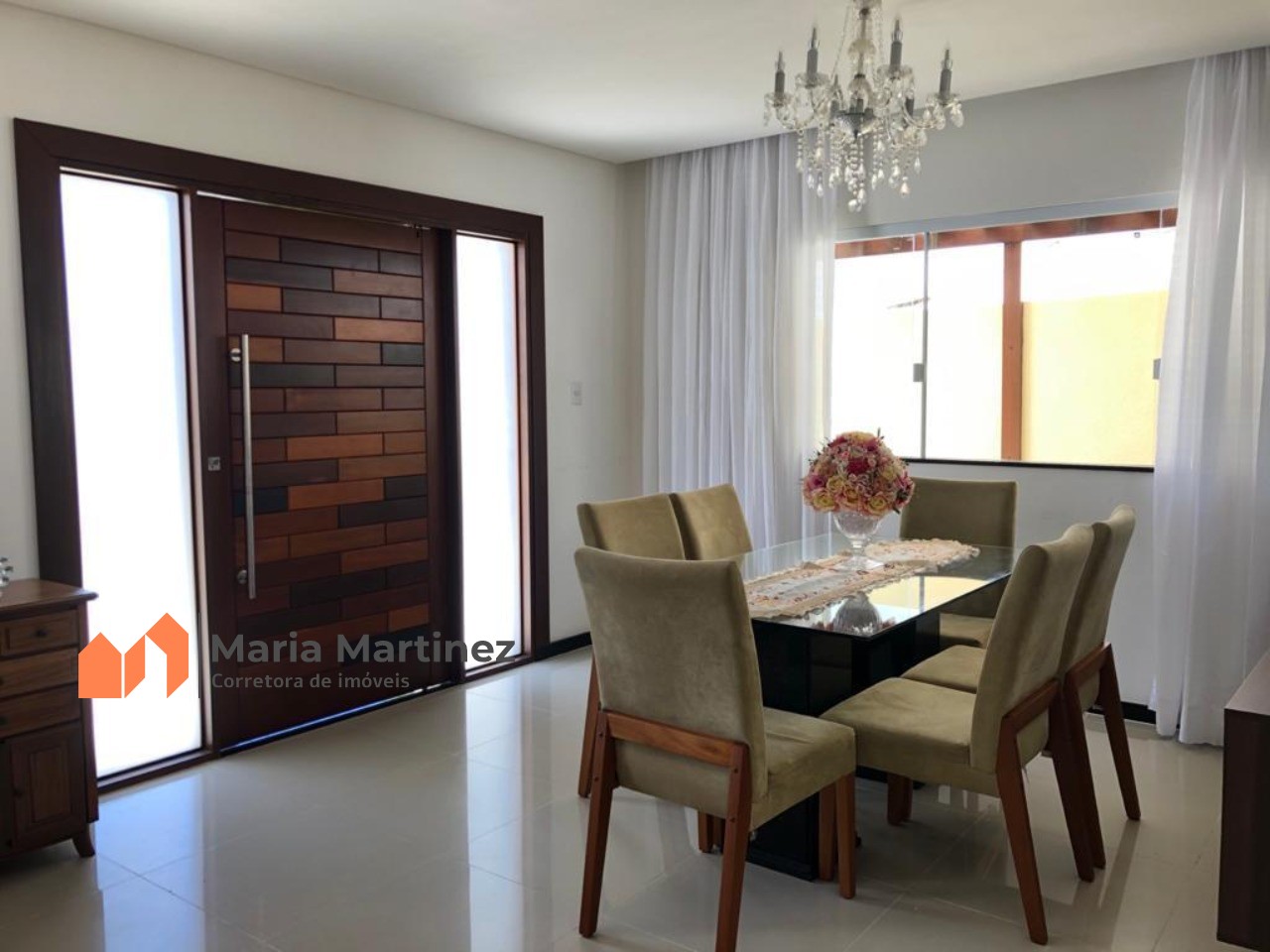 Casa à venda com 4 quartos, 230m² - Foto 4