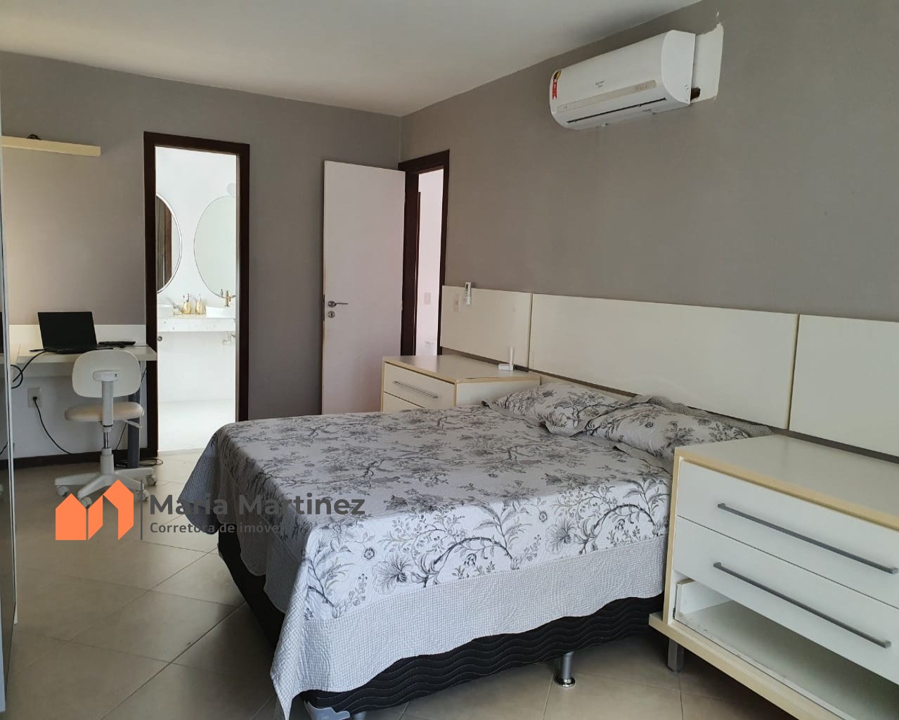 Casa à venda com 4 quartos, 250m² - Foto 18