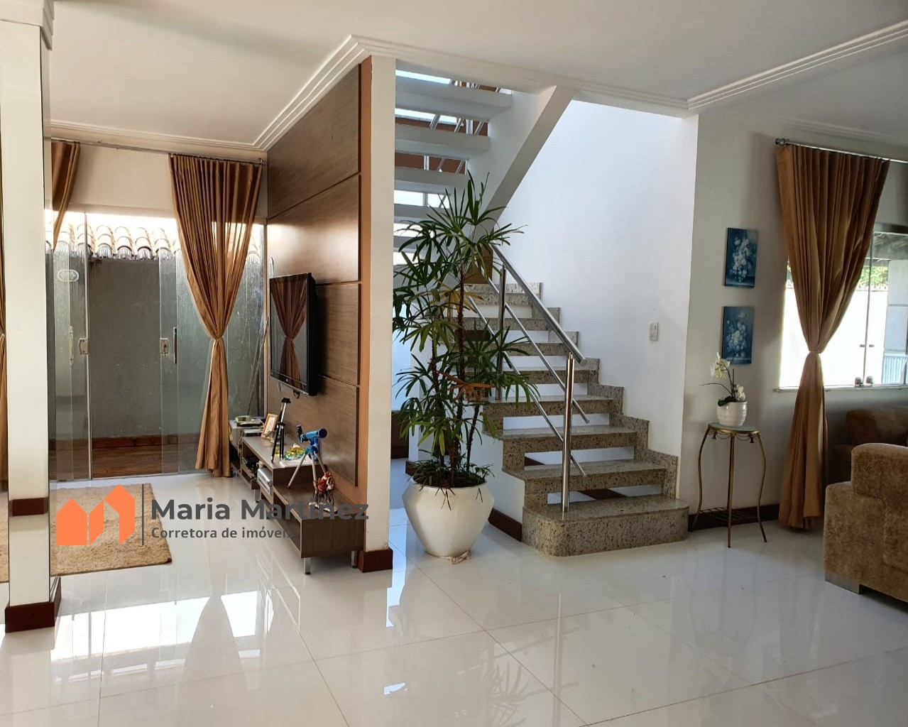 Casa à venda com 4 quartos, 250m² - Foto 5