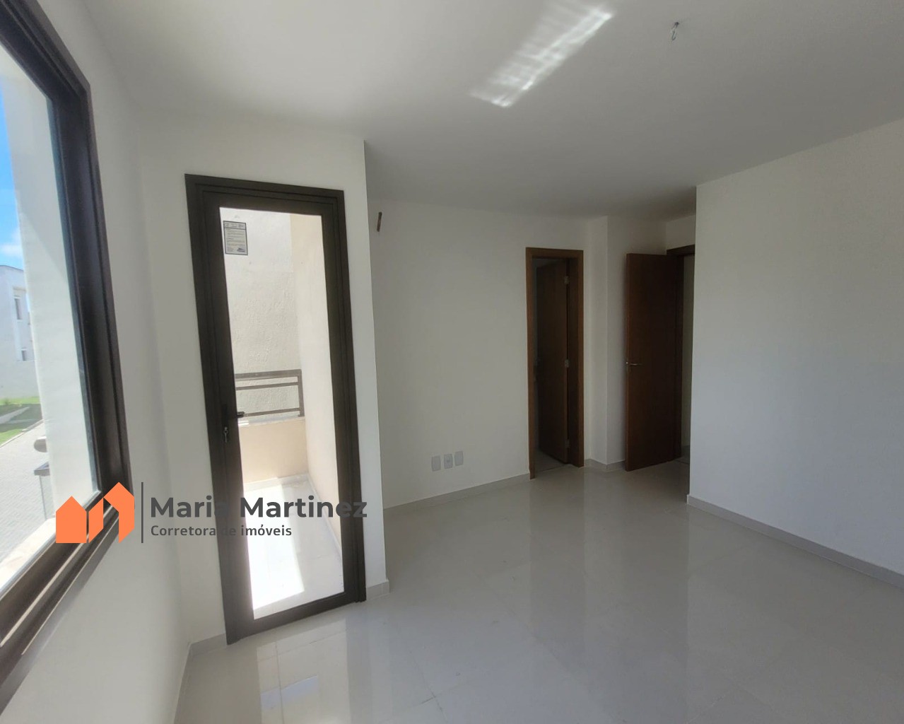 Casa à venda com 4 quartos, 110m² - Foto 14