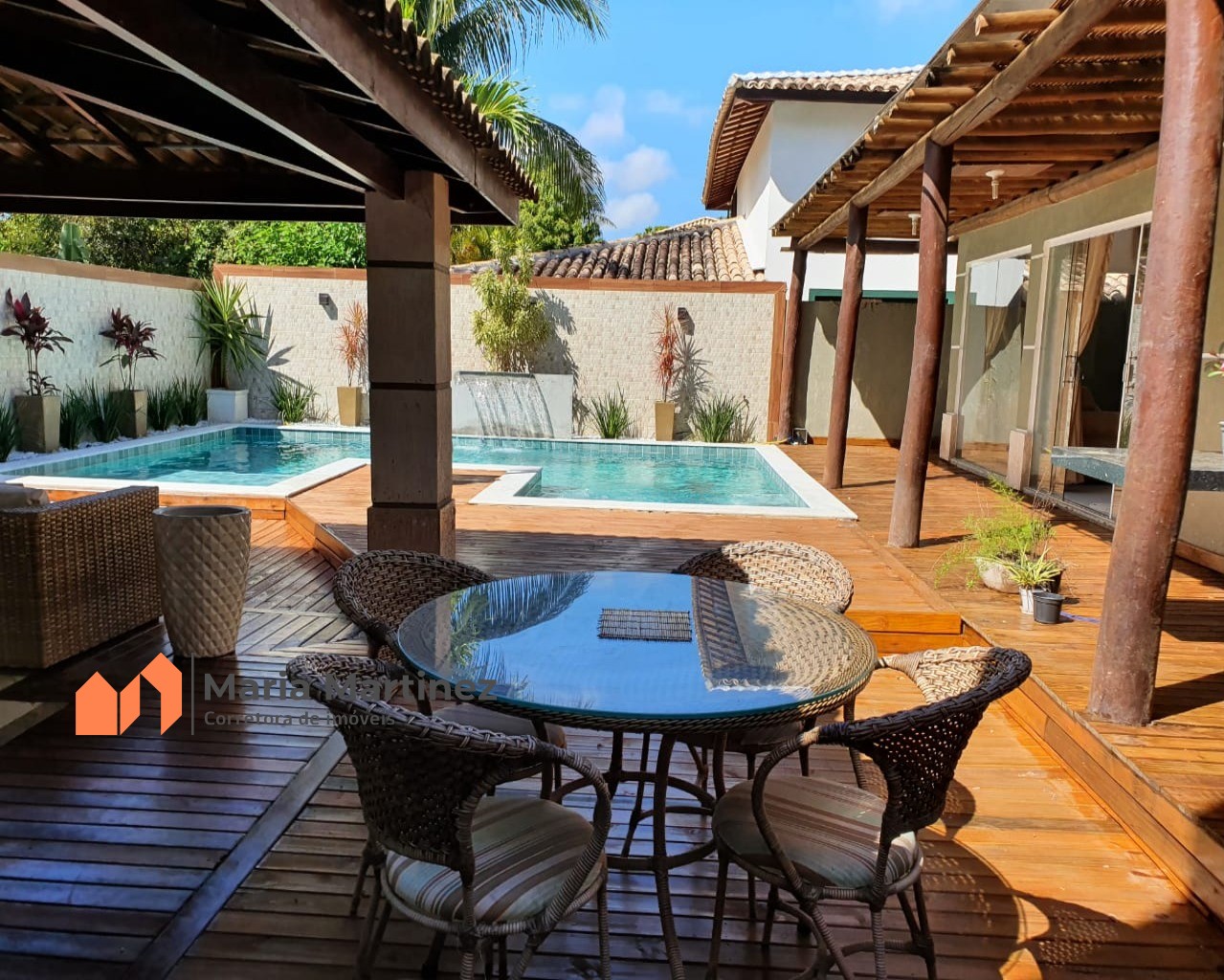 Casa à venda com 4 quartos, 250m² - Foto 11