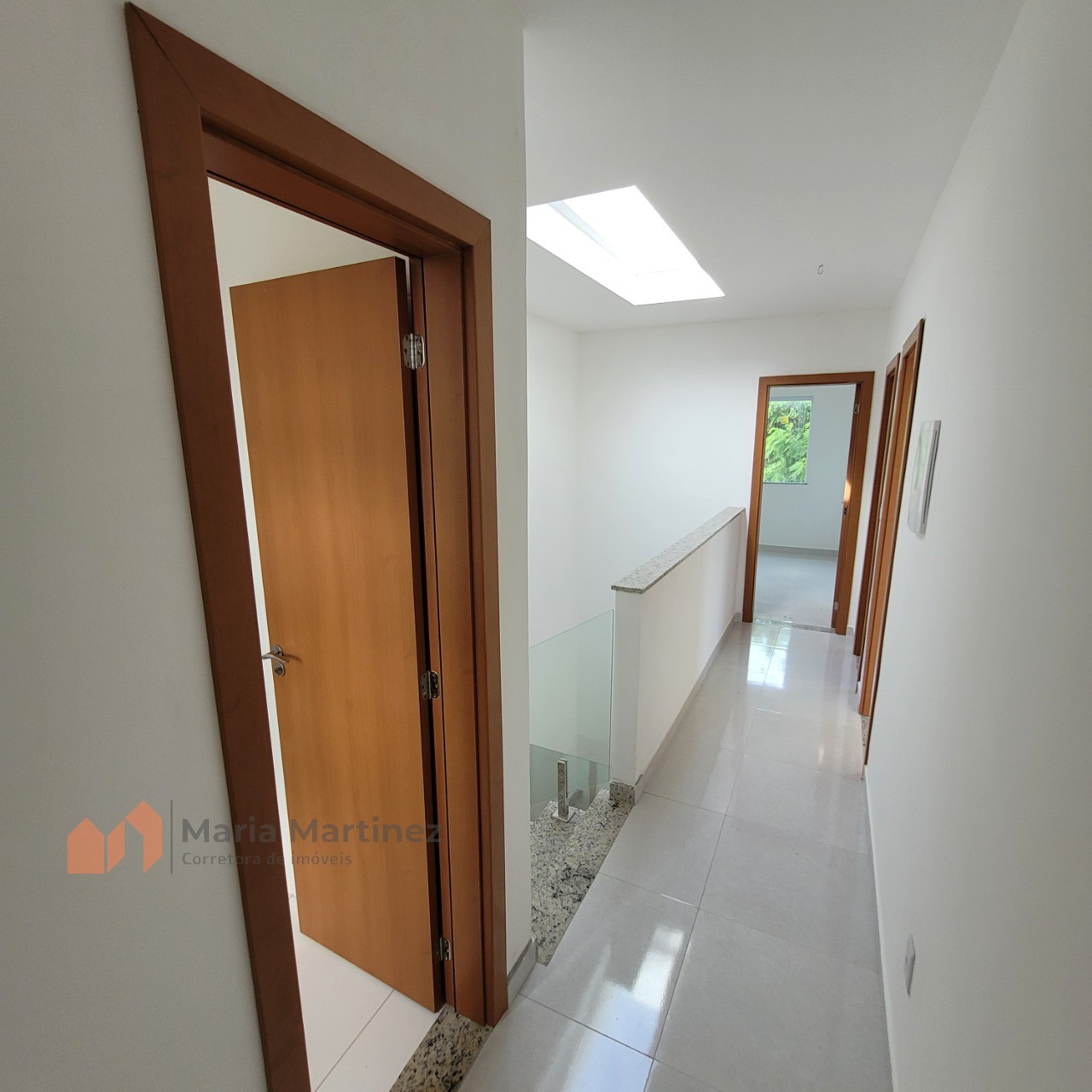 Casa à venda com 4 quartos, 170m² - Foto 14