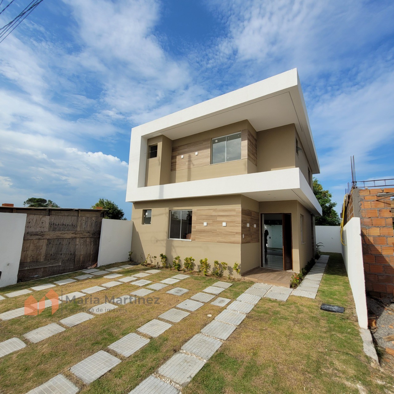 Casa à venda com 4 quartos, 170m² - Foto 3