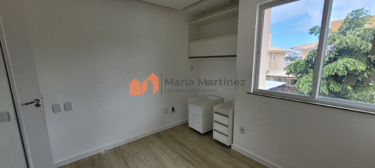 Casa à venda com 4 quartos, 160m² - Foto 27