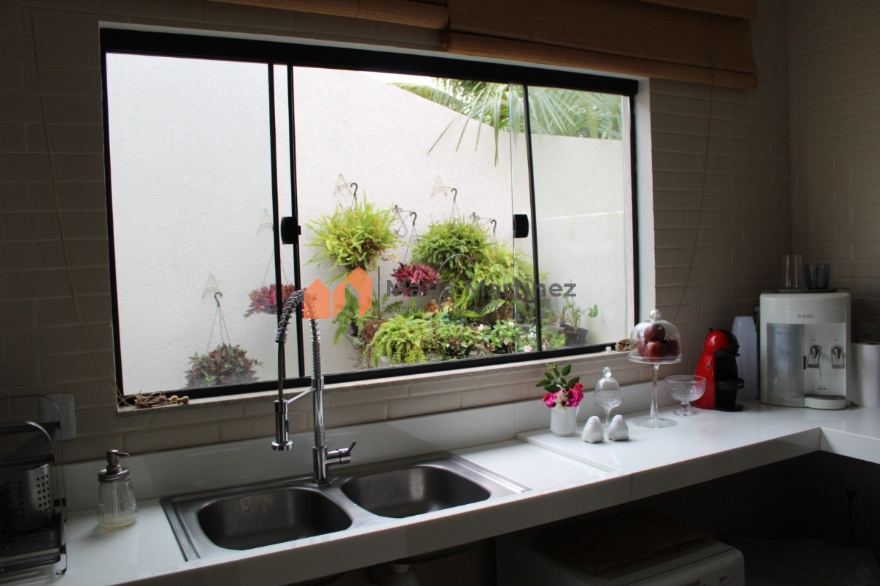 Casa, 6 quartos, 250 m² - Foto 10