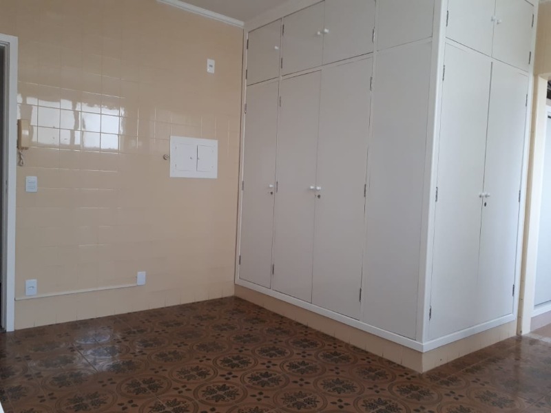 Apartamento à venda com 3 quartos, 144m² - Foto 7