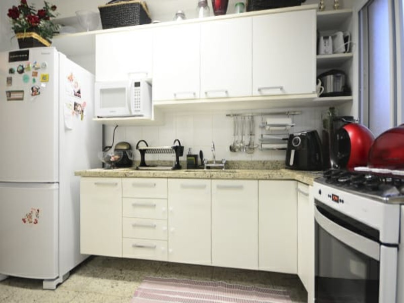 Apartamento à venda com 3 quartos, 75m² - Foto 12