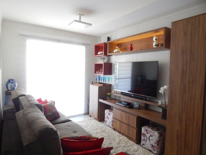 Apartamento à venda com 2 quartos, 64m² - Foto 1