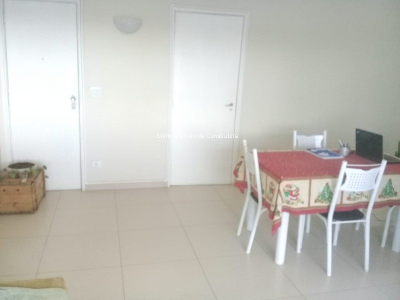 Apartamento à venda com 3 quartos, 90m² - Foto 2