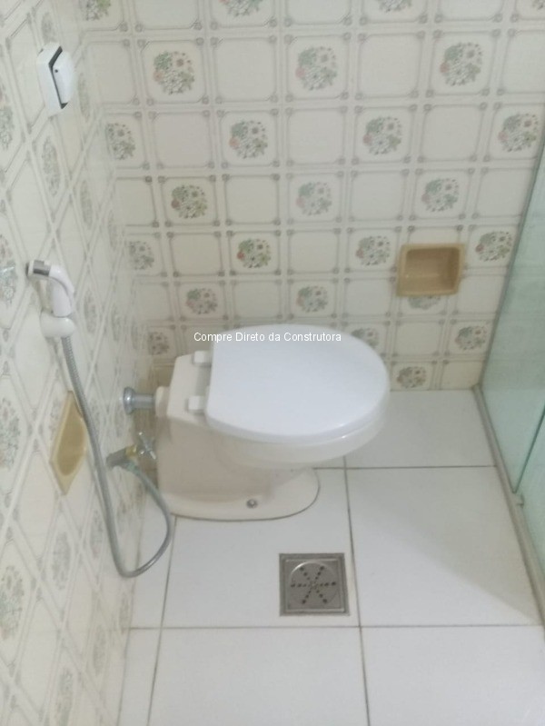 Apartamento à venda com 3 quartos, 90m² - Foto 4