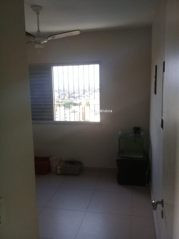 Apartamento à venda com 3 quartos, 90m² - Foto 7