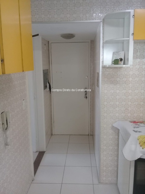 Apartamento à venda com 3 quartos, 90m² - Foto 8