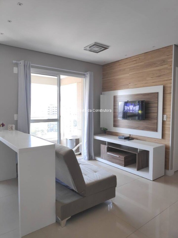 Apartamento à venda com 1 quarto, 40m² - Foto 1