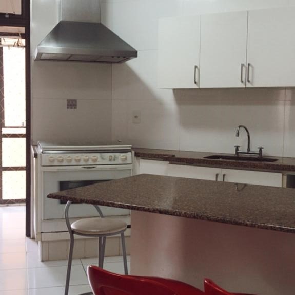 Apartamento à venda com 3 quartos, 130m² - Foto 23