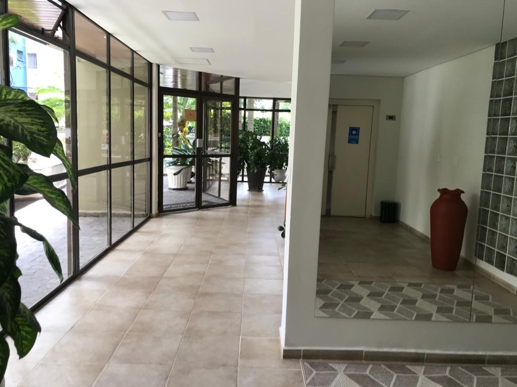 Apartamento à venda com 3 quartos, 130m² - Foto 4