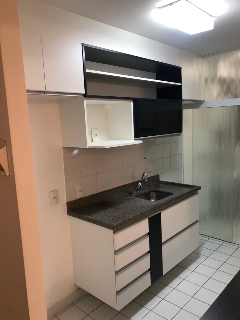 Apartamento à venda com 3 quartos, 77m² - Foto 3