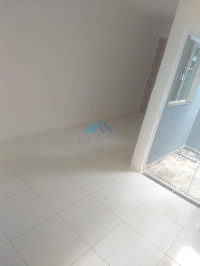 Casa à venda com 2 quartos, 80m² - Foto 5