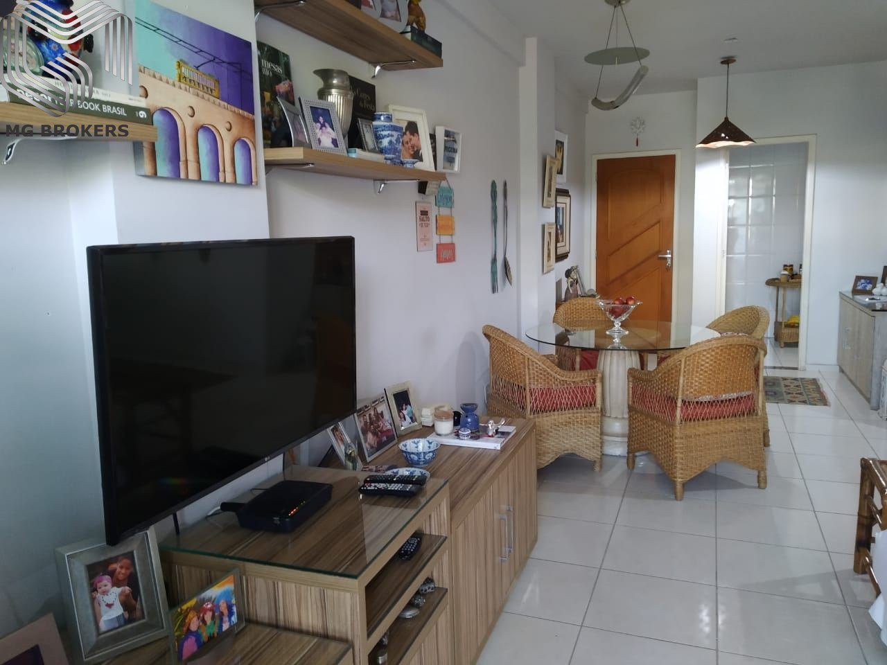 Apartamento à venda com 3 quartos, 96m² - Foto 3