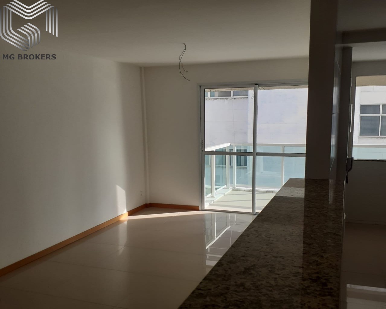 Apartamento à venda com 2 quartos, 65m² - Foto 12