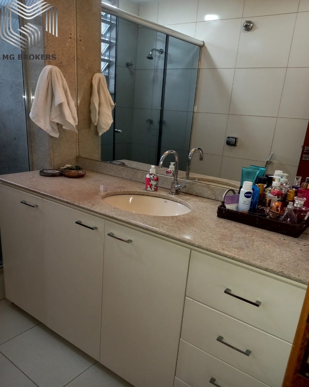 Apartamento à venda com 2 quartos, 72m² - Foto 13