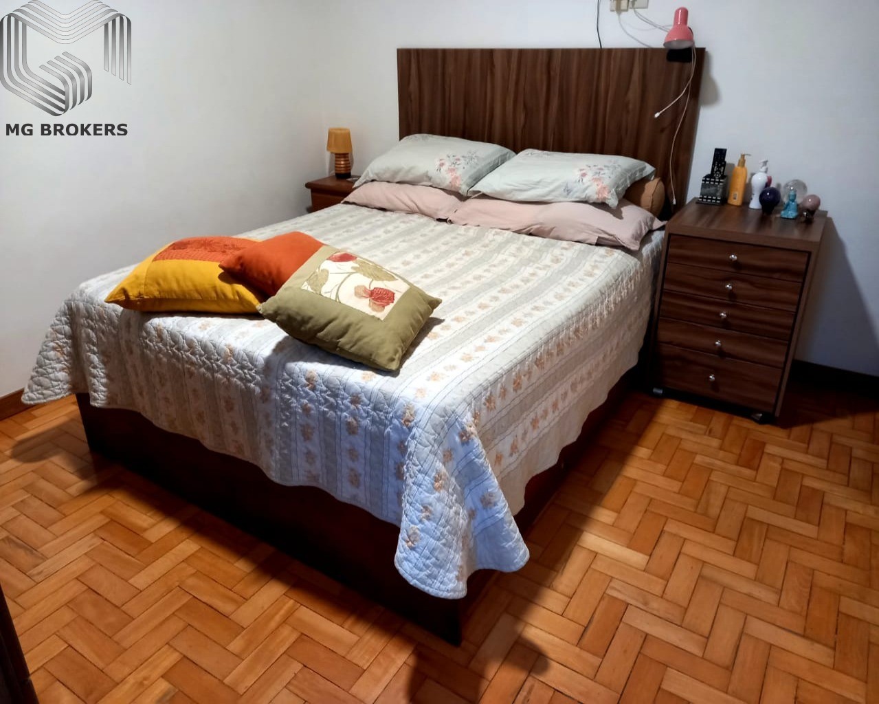 Apartamento à venda com 2 quartos, 72m² - Foto 25