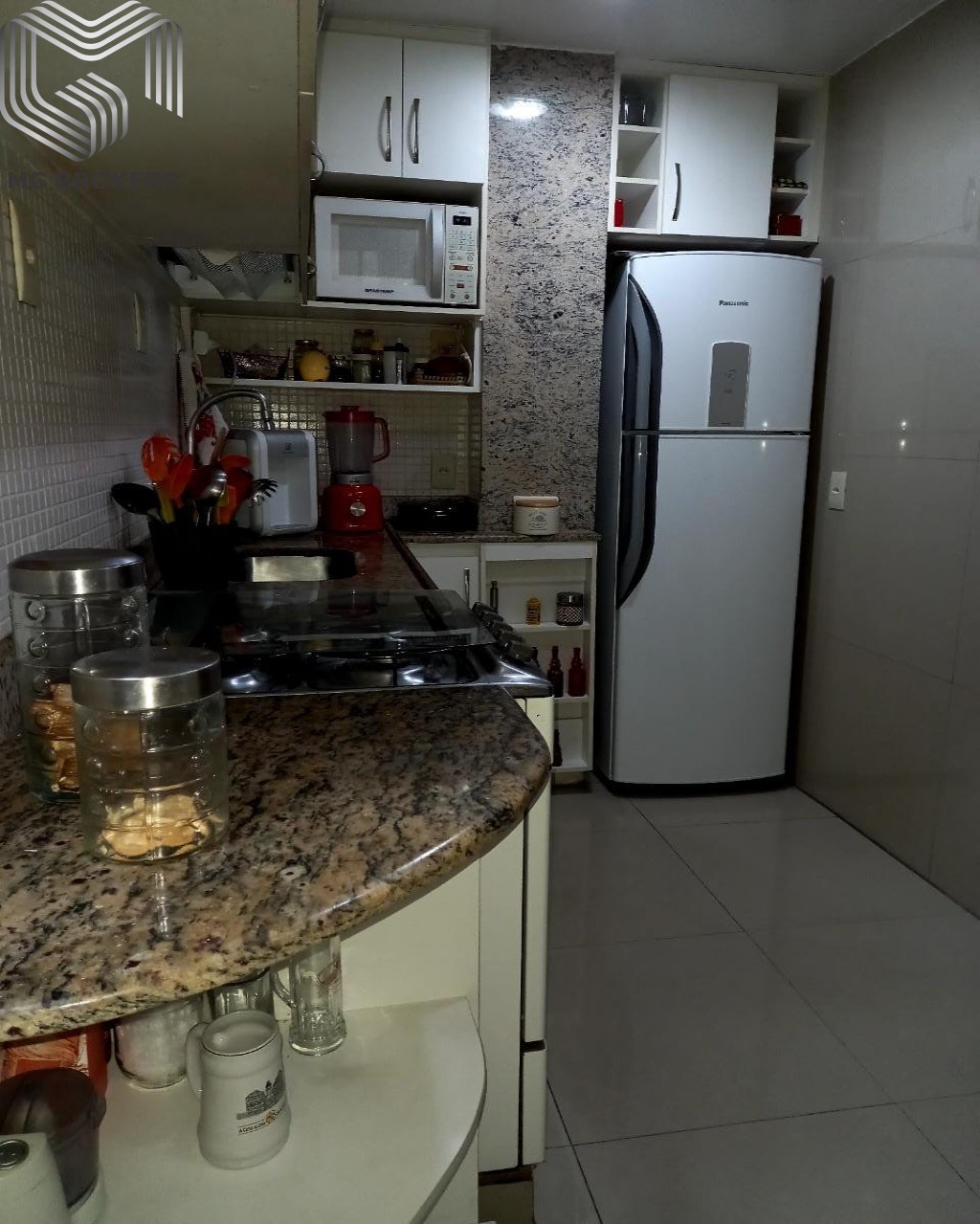 Apartamento à venda com 2 quartos, 72m² - Foto 26