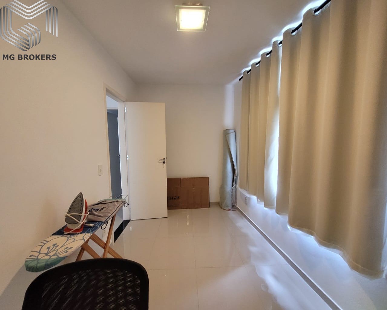 Apartamento à venda com 2 quartos, 81m² - Foto 3