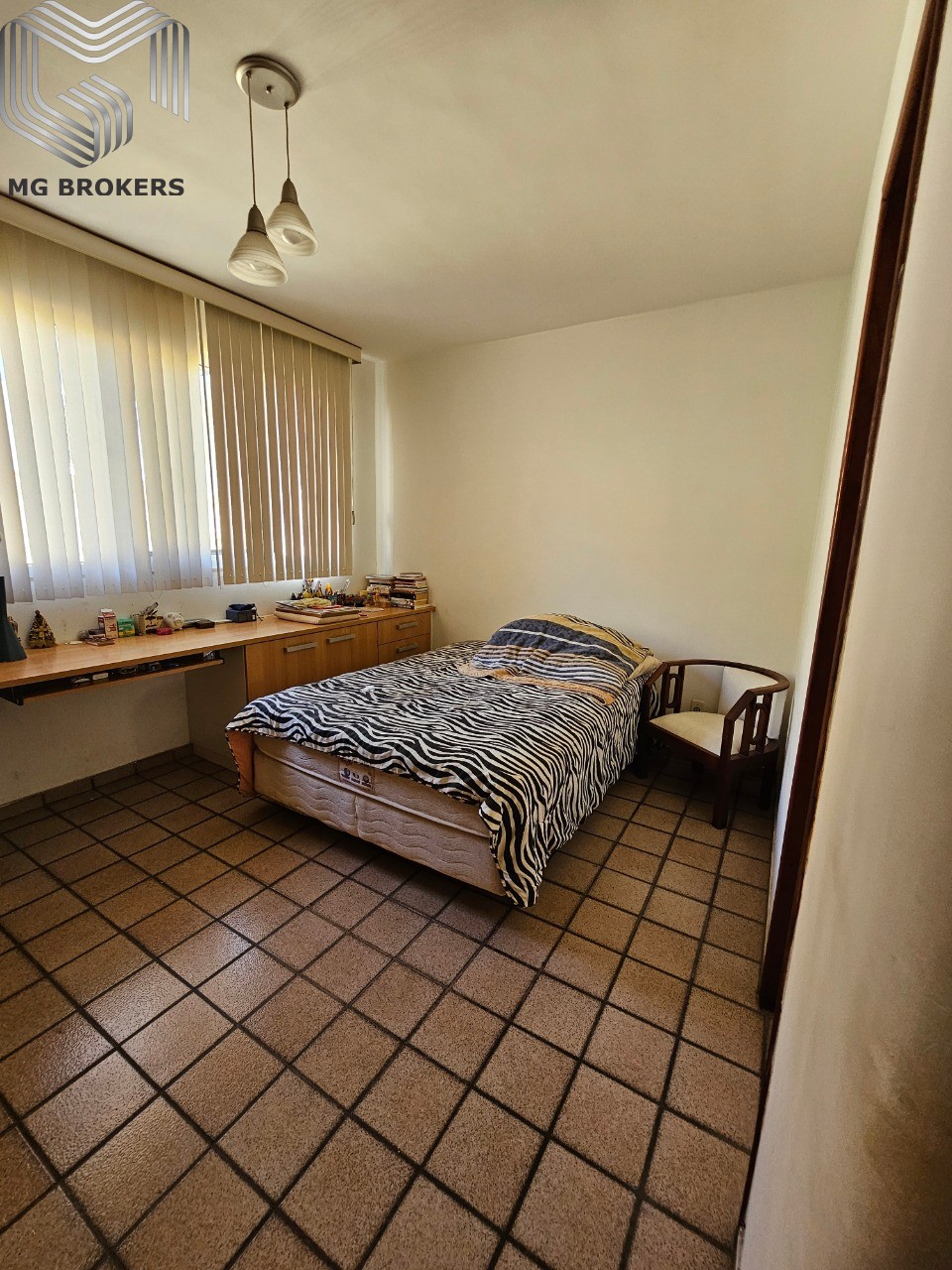 Casa de Condomínio à venda com 4 quartos, 400m² - Foto 28